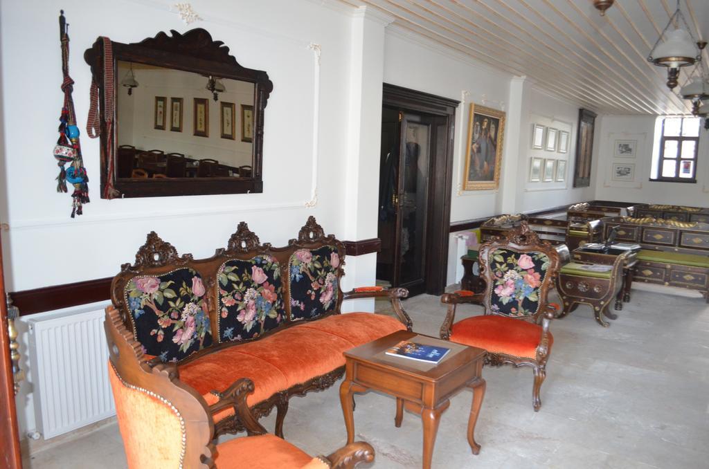 Katre Tasodalar Hotel เอดีร์เน ภายนอก รูปภาพ