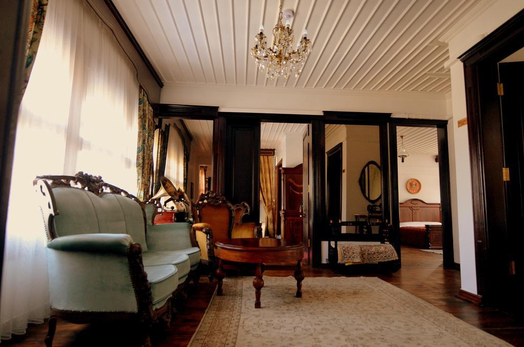 Katre Tasodalar Hotel เอดีร์เน ภายนอก รูปภาพ