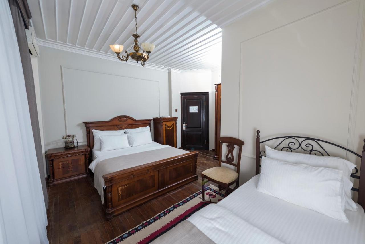 Katre Tasodalar Hotel เอดีร์เน ภายนอก รูปภาพ